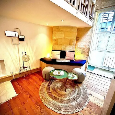 דירה T1 Bis Au Coeur Du Centre Historique *